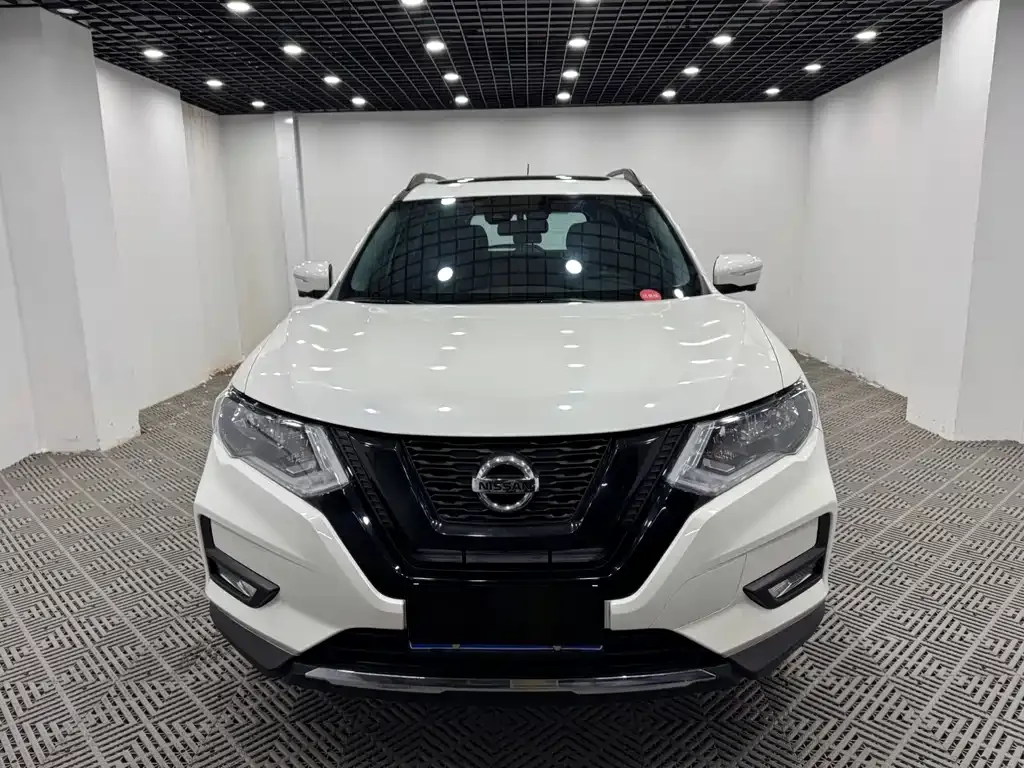 Nissan X-Trail — фото 8