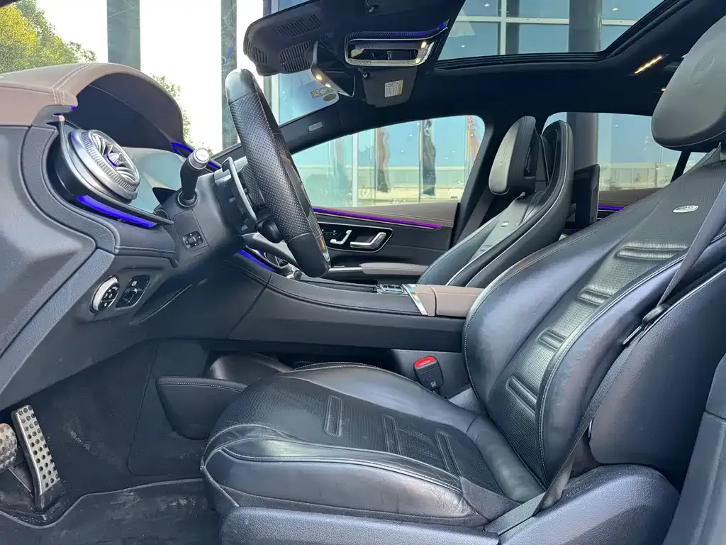 Mercedes-Benz EQS AMG — фото 4