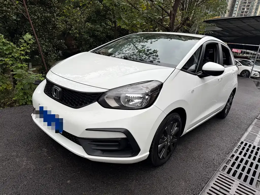 Honda Fit — фото 1