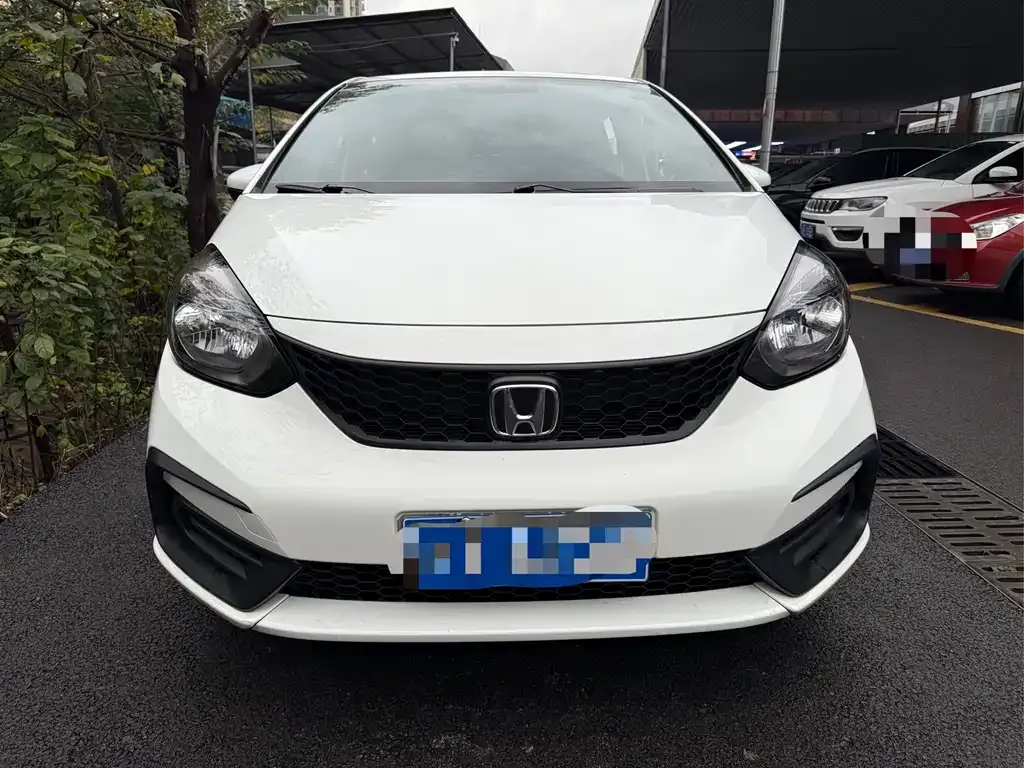 Honda Fit — фото 9
