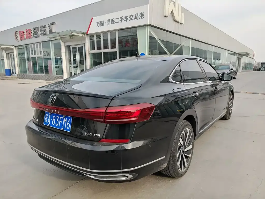 Volkswagen Passat — фото 3