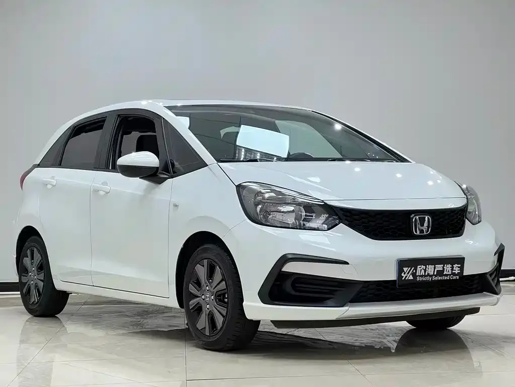 Honda Fit — фото 3