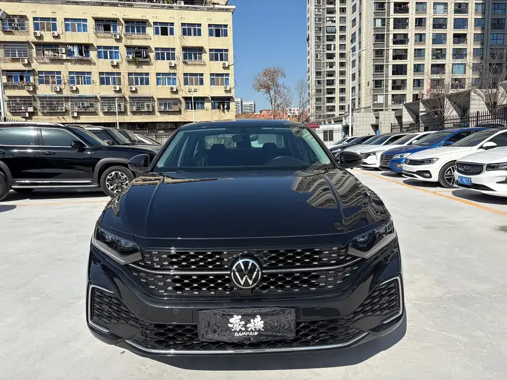 Volkswagen Passat — фото 9