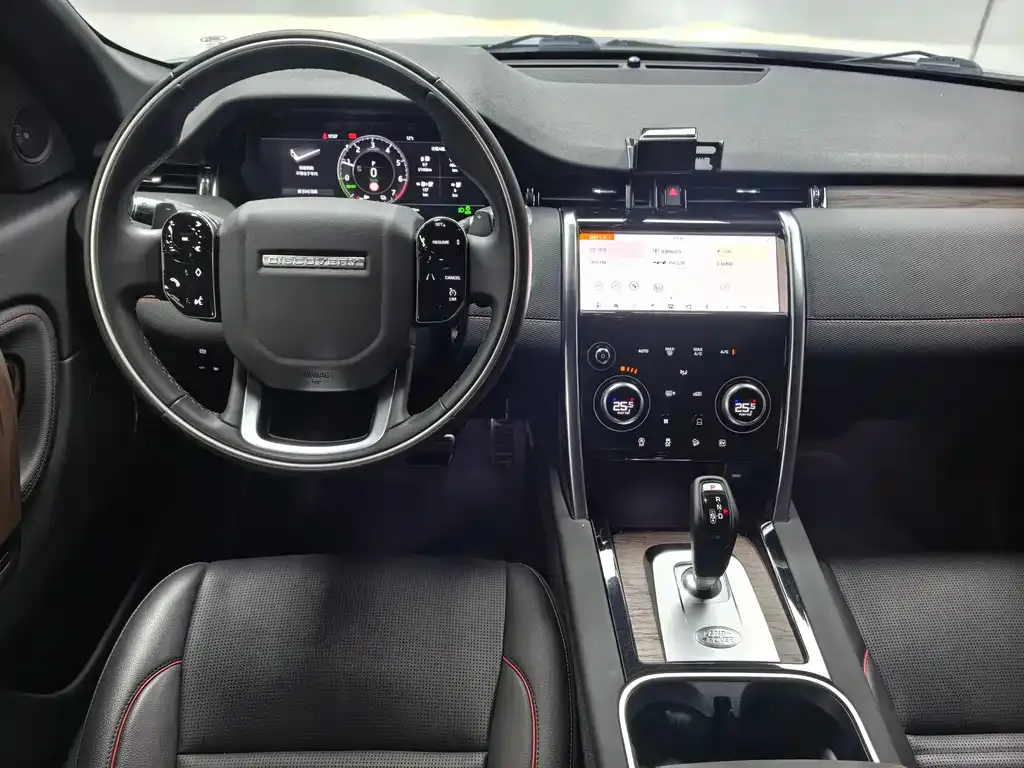 Land Rover Discovery Sport Hybrid — фото 9