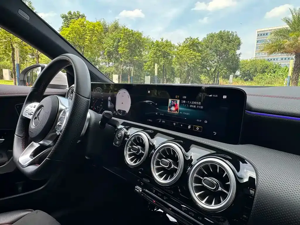 Mercedes-Benz CLA (Import) — фото 10