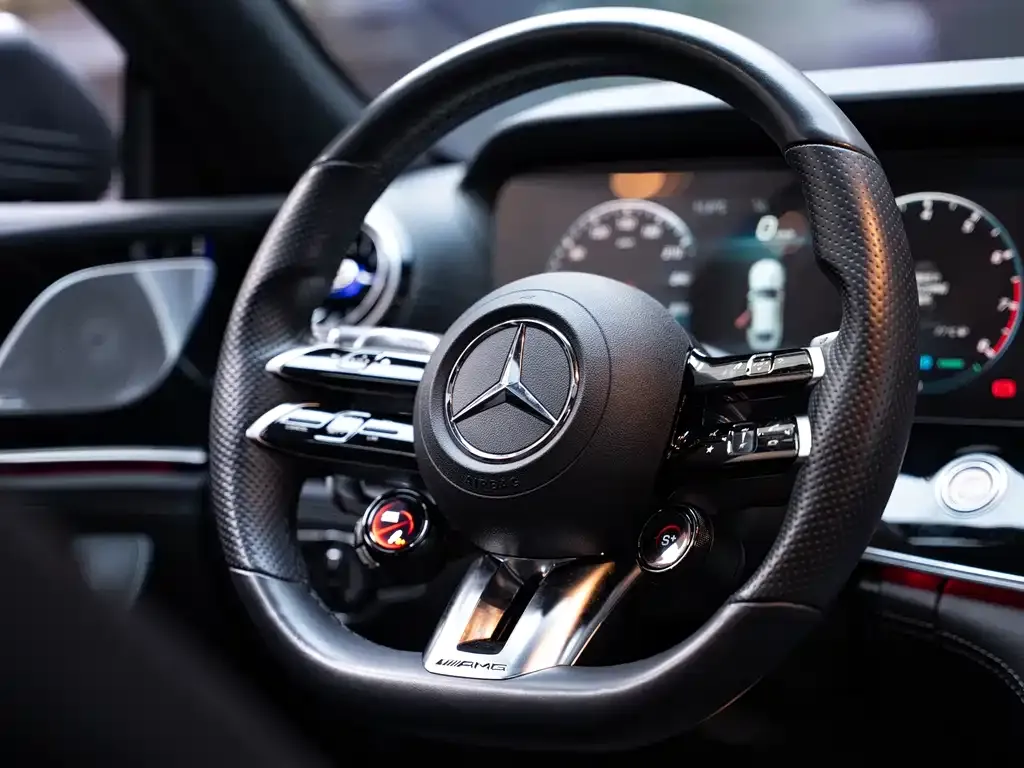 Mercedes-Benz AMG GT — фото 6