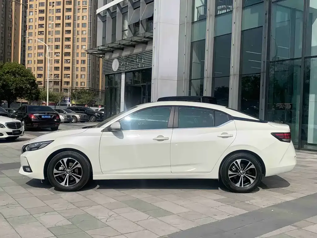 Nissan Sylphy — фото 4