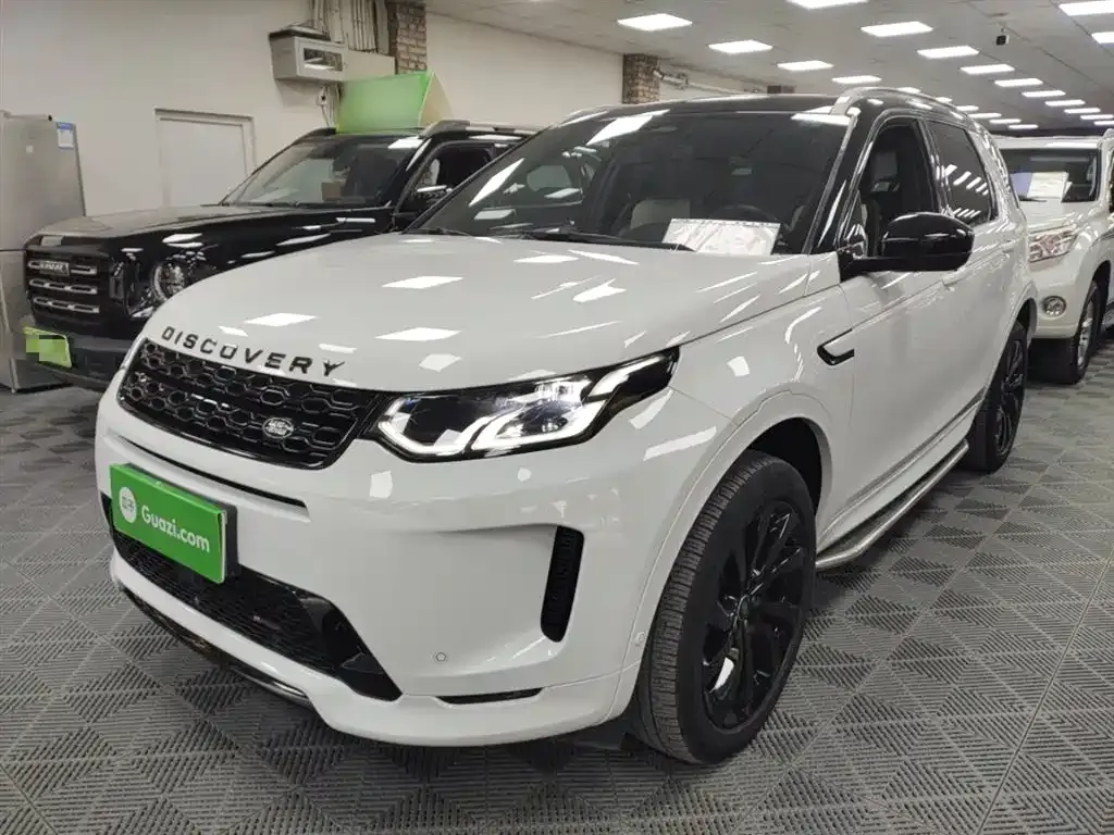 Land Rover Discovery Sport — фото 1
