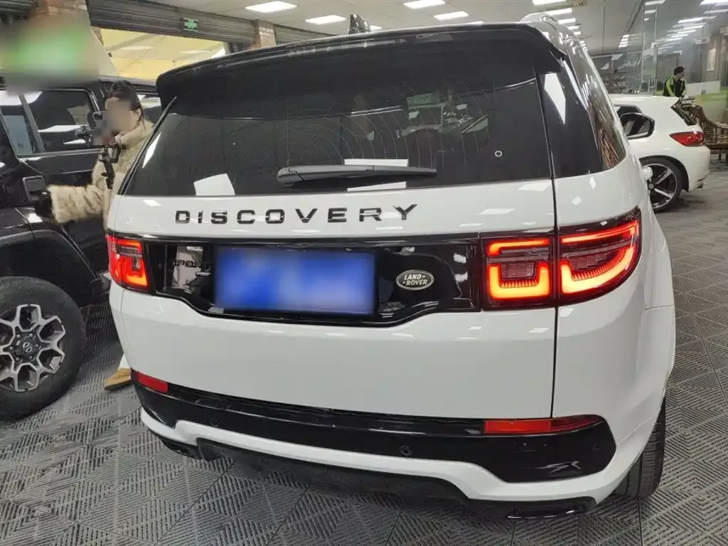Land Rover Discovery Sport — фото 10