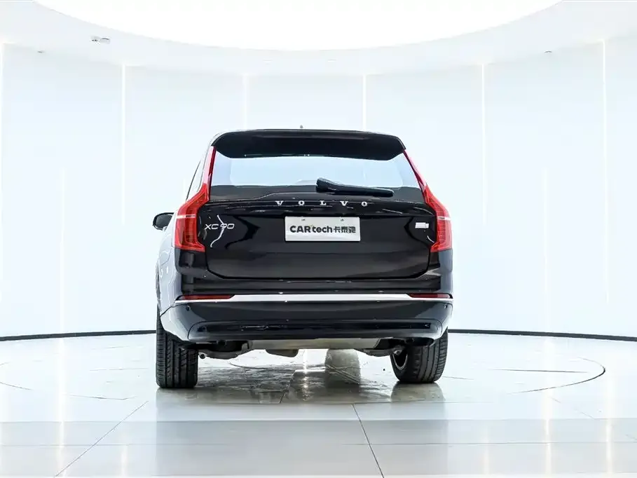 Volvo XC90 PHEV — фото 4