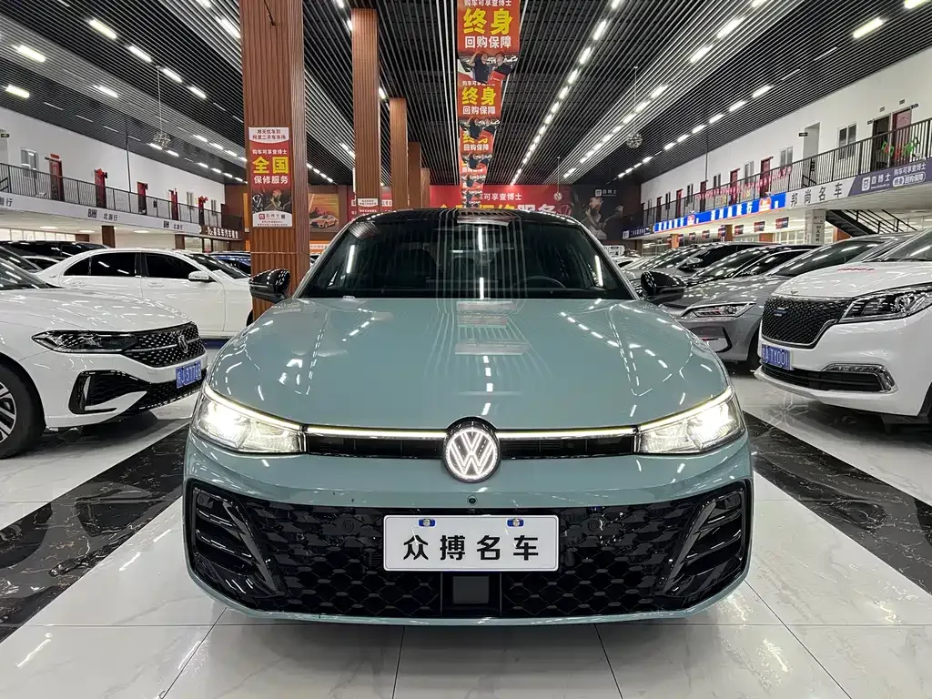 Volkswagen Passat — фото 10