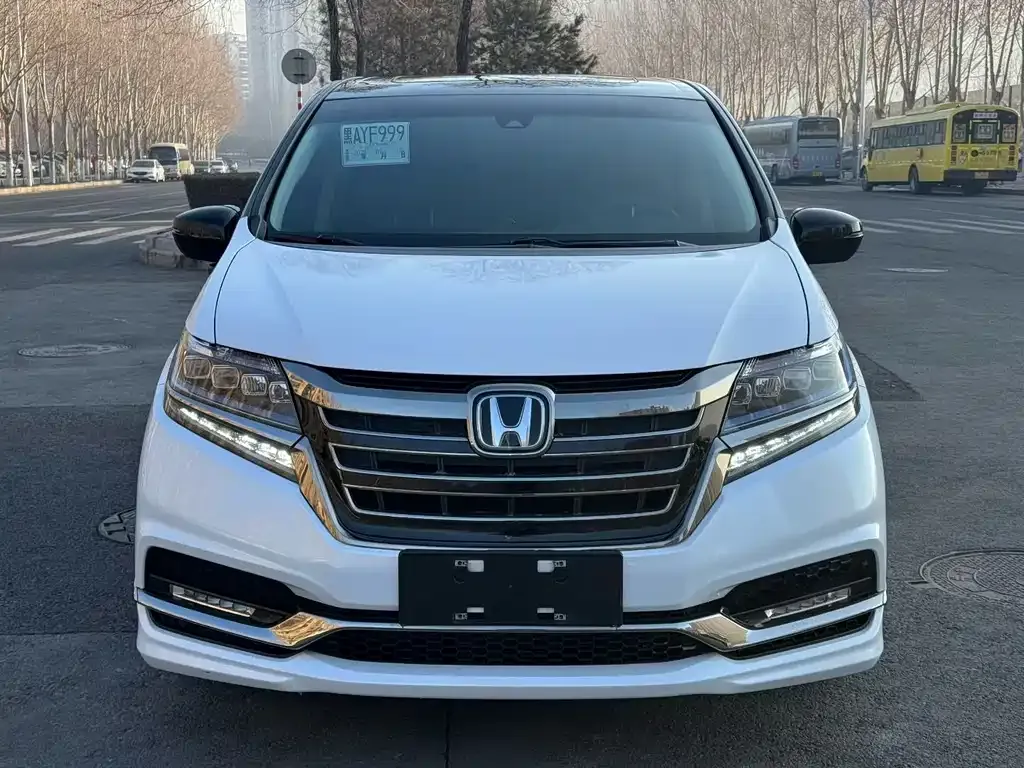 Honda Elysion — фото 2