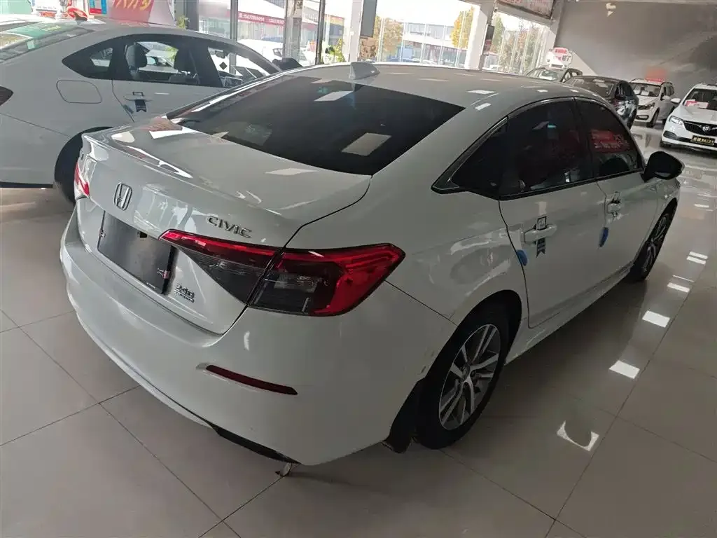 Honda Civic — фото 3