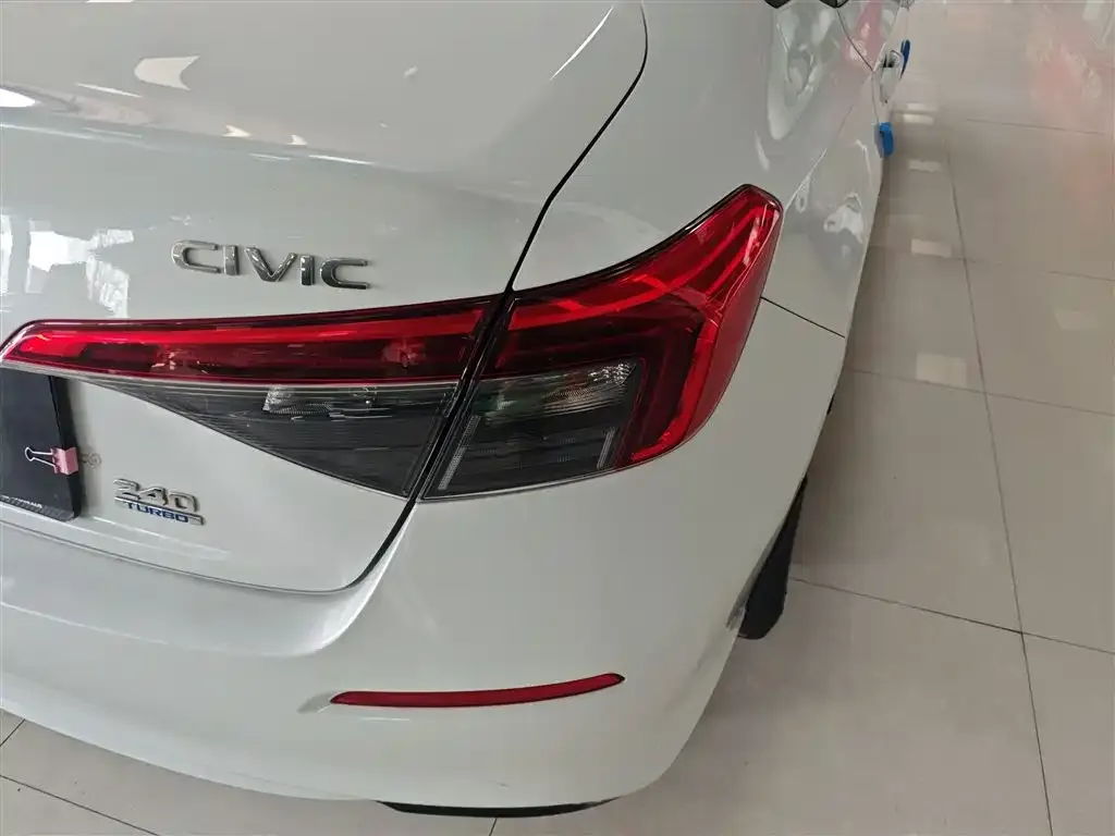 Honda Civic — фото 5