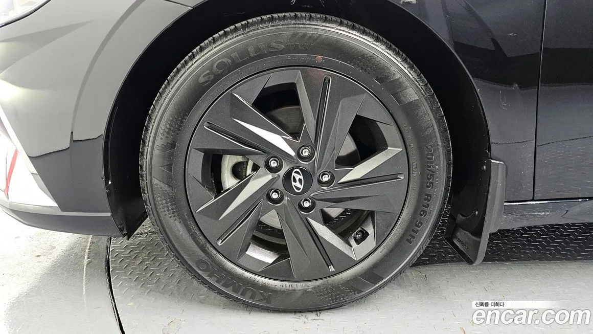 Hyundai AVANTE — фото 10