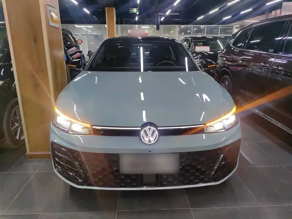 Volkswagen Passat — фото 2
