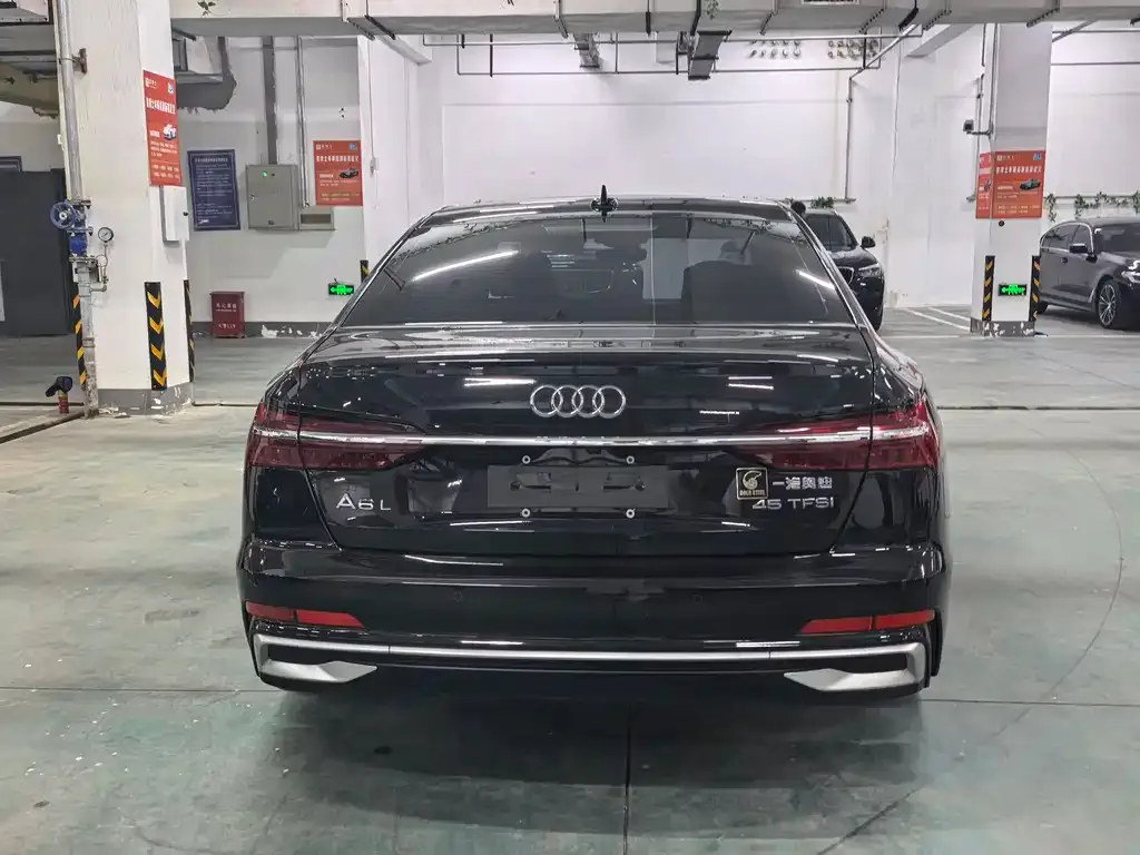 Audi A6L — фото 9