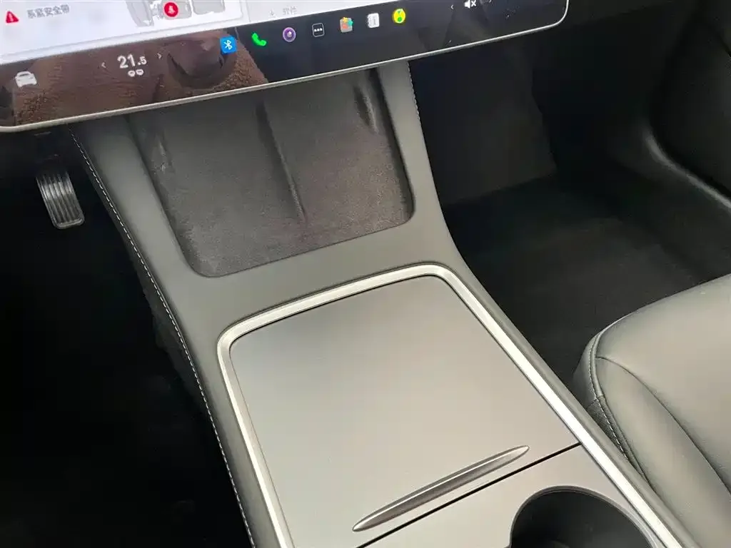Tesla Model 3 — фото 2
