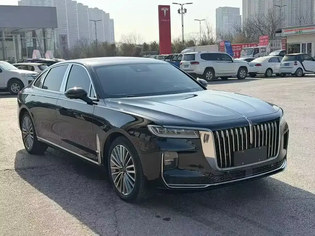 Hongqi H9 — фото 1