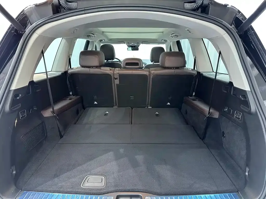 Mercedes-Benz GLS — фото 4