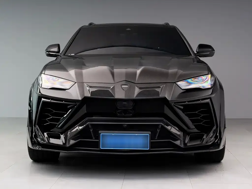 Lamborghini Urus — фото 1