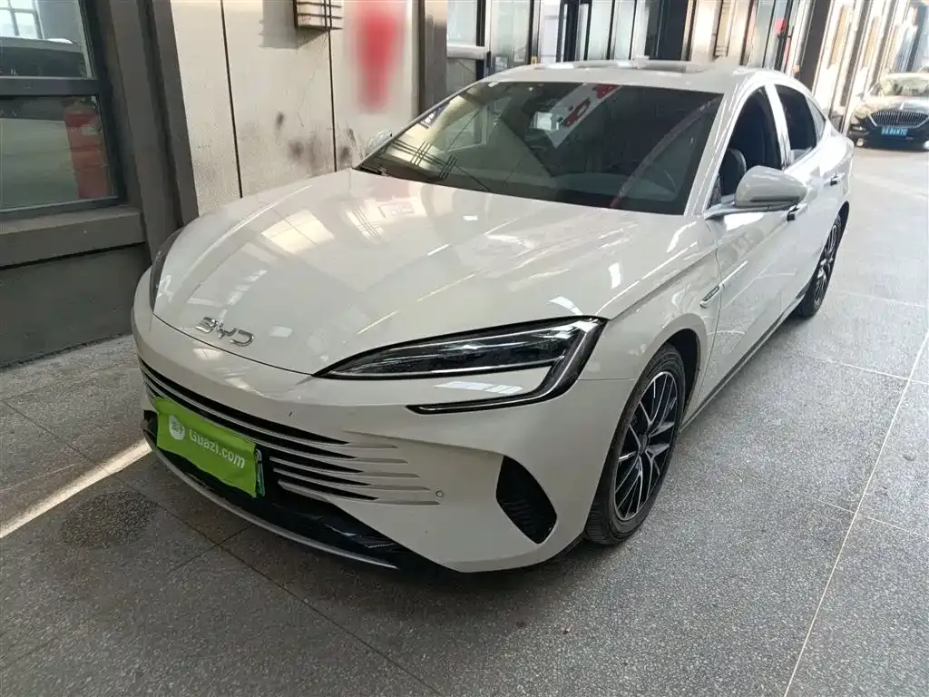 BYD Seal — фото 2