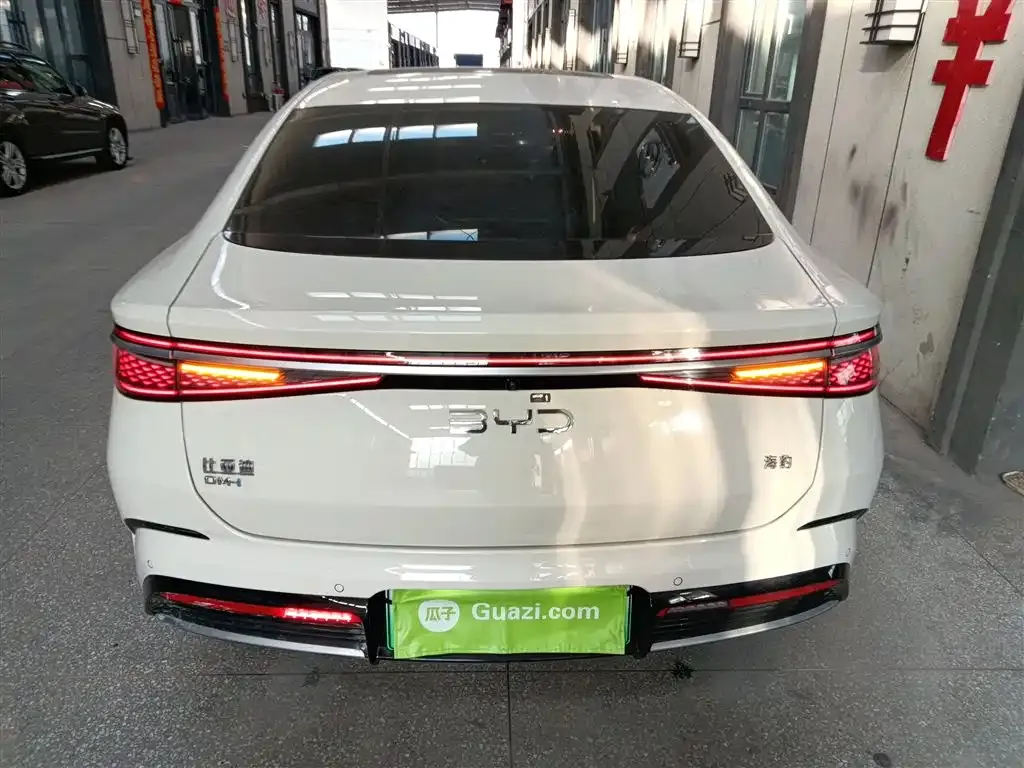 BYD Seal — фото 6