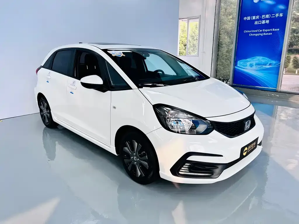 Honda Fit — фото 5