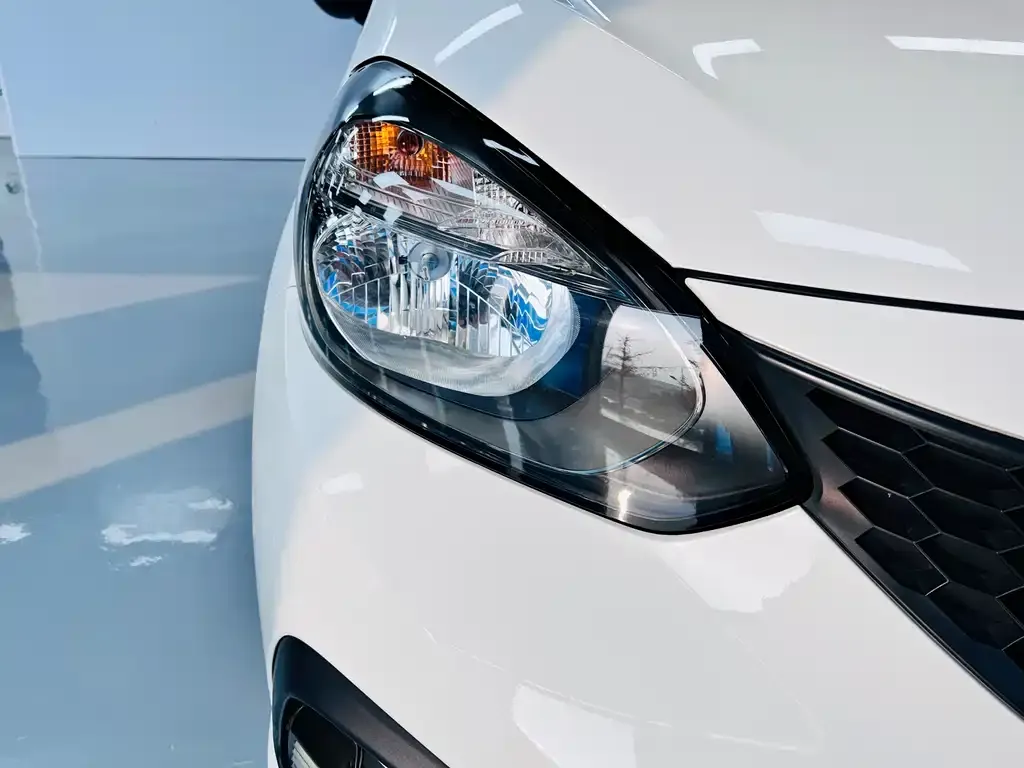 Honda Fit — фото 6