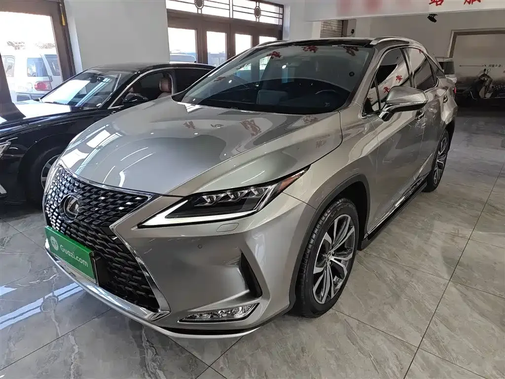 Lexus RX — фото 10