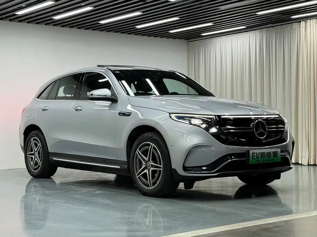 Mercedes-Benz EQC — фото 5