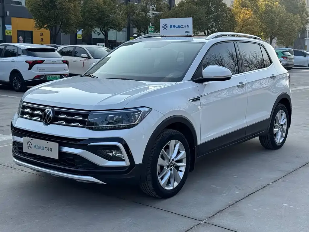 Volkswagen T-Cross — фото 1