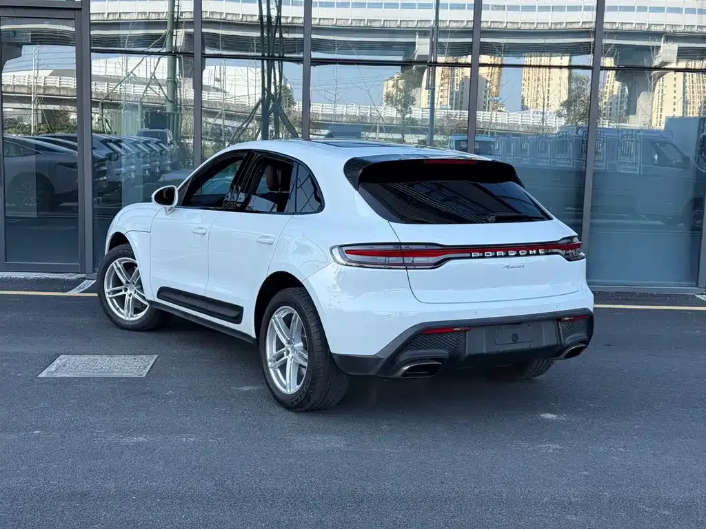 Porsche Macan — фото 4
