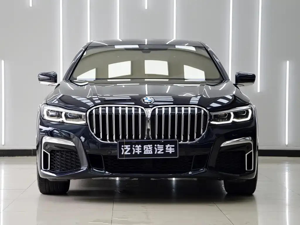 BMW 7 Series — фото 5