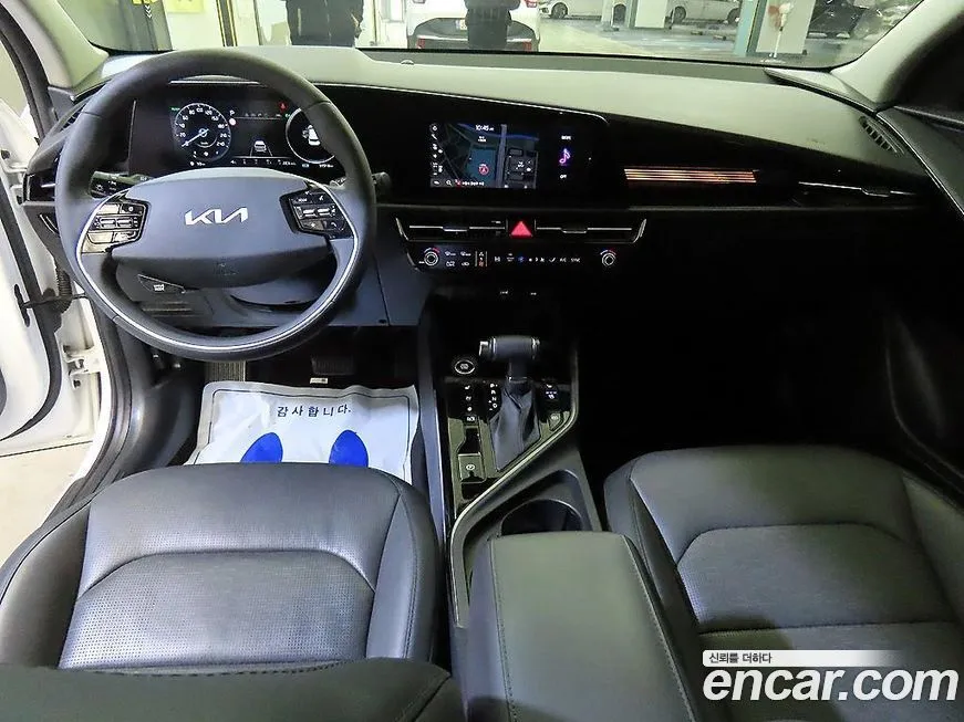 Kia Niro — фото 10