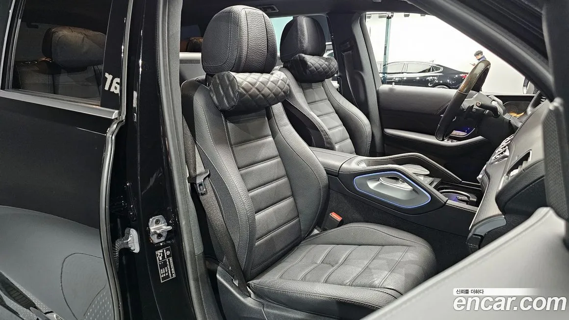 Mercedes-Benz GLS-Class — фото 10