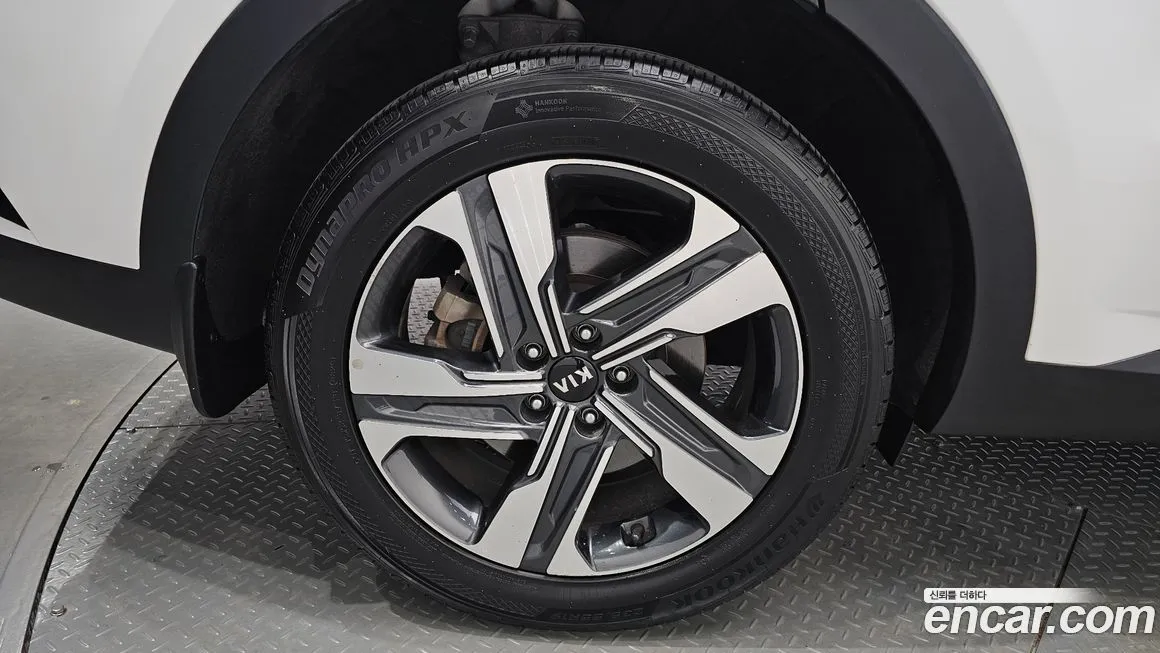 Kia Sorento — фото 7