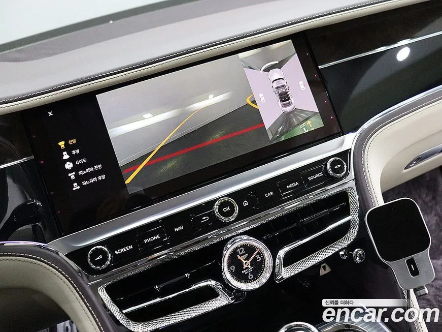 Bentley Flying Spur — фото 10