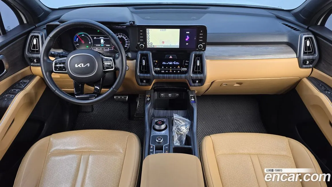 Kia Sorento — фото 8