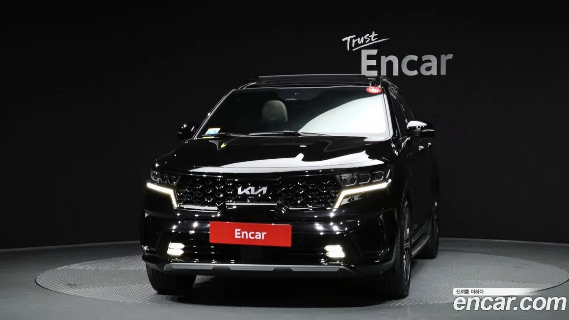 Kia Sorento — фото 8