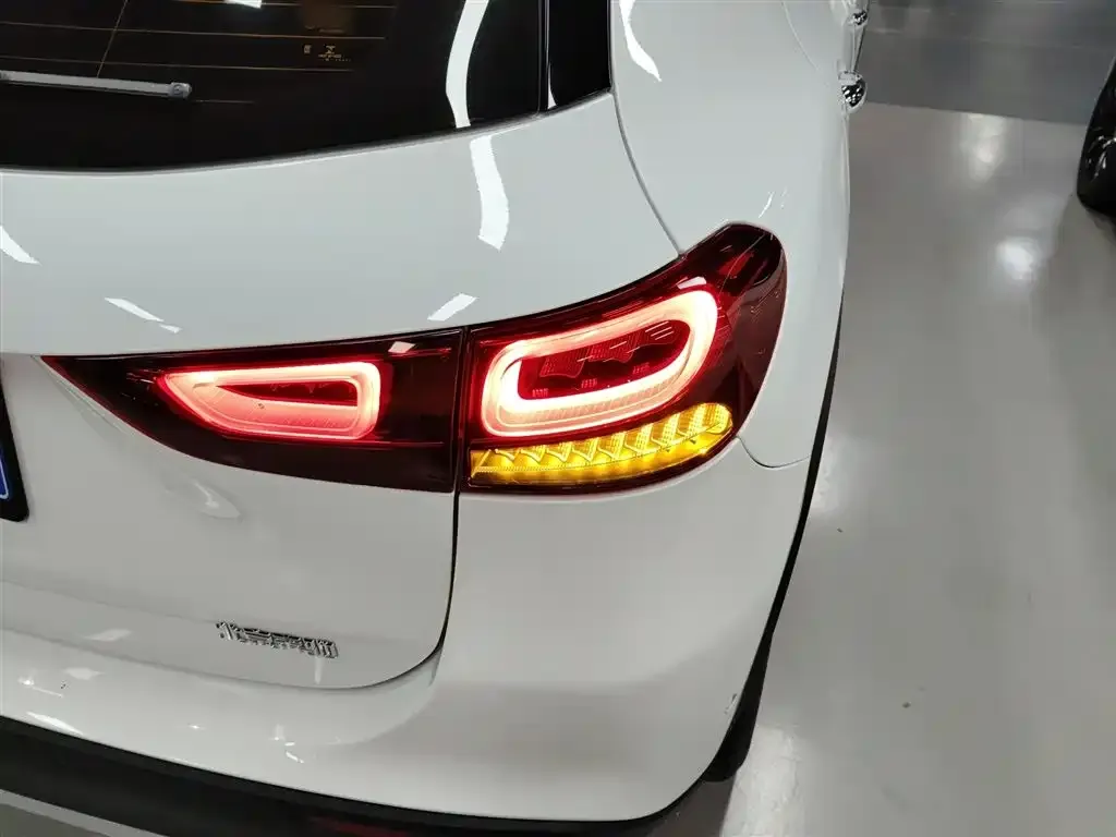 Mercedes-Benz GLA — фото 2