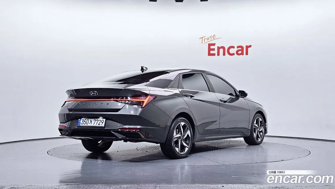 Hyundai AVANTE — фото 2