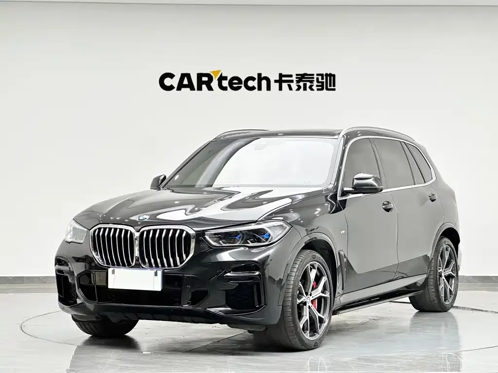 BMW X5 — фото 1
