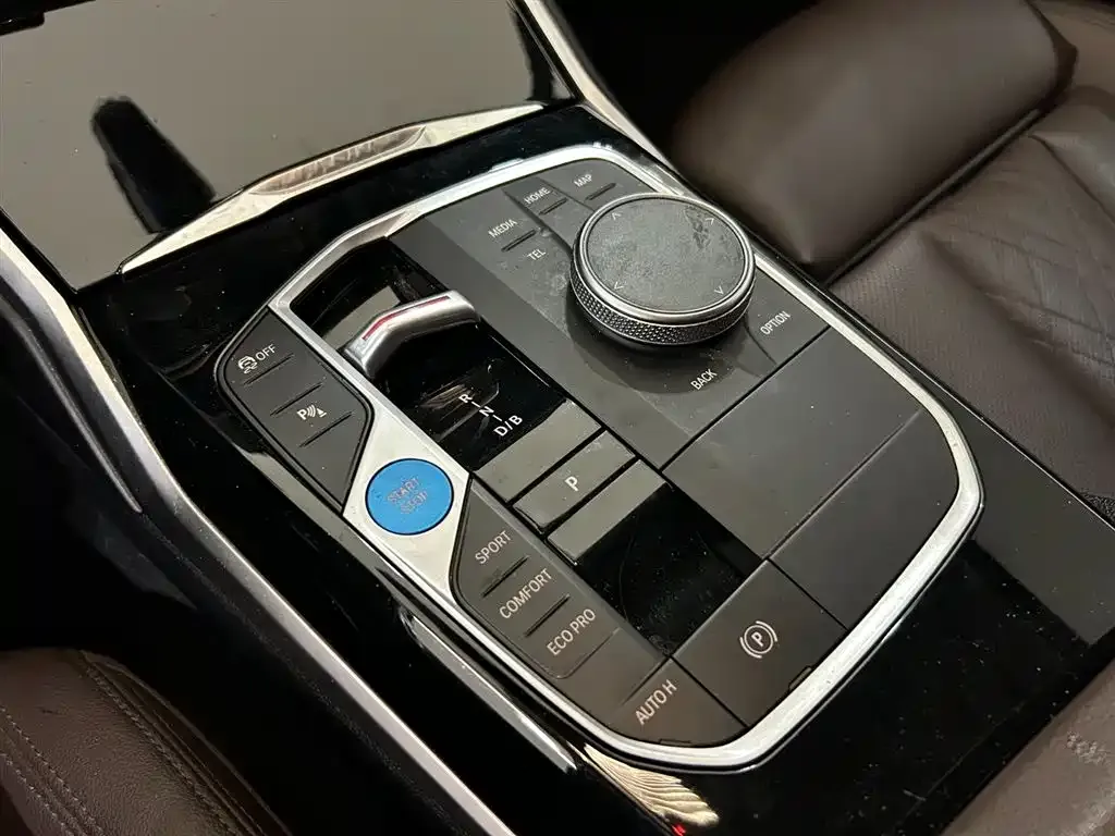 BMW i3 — фото 8