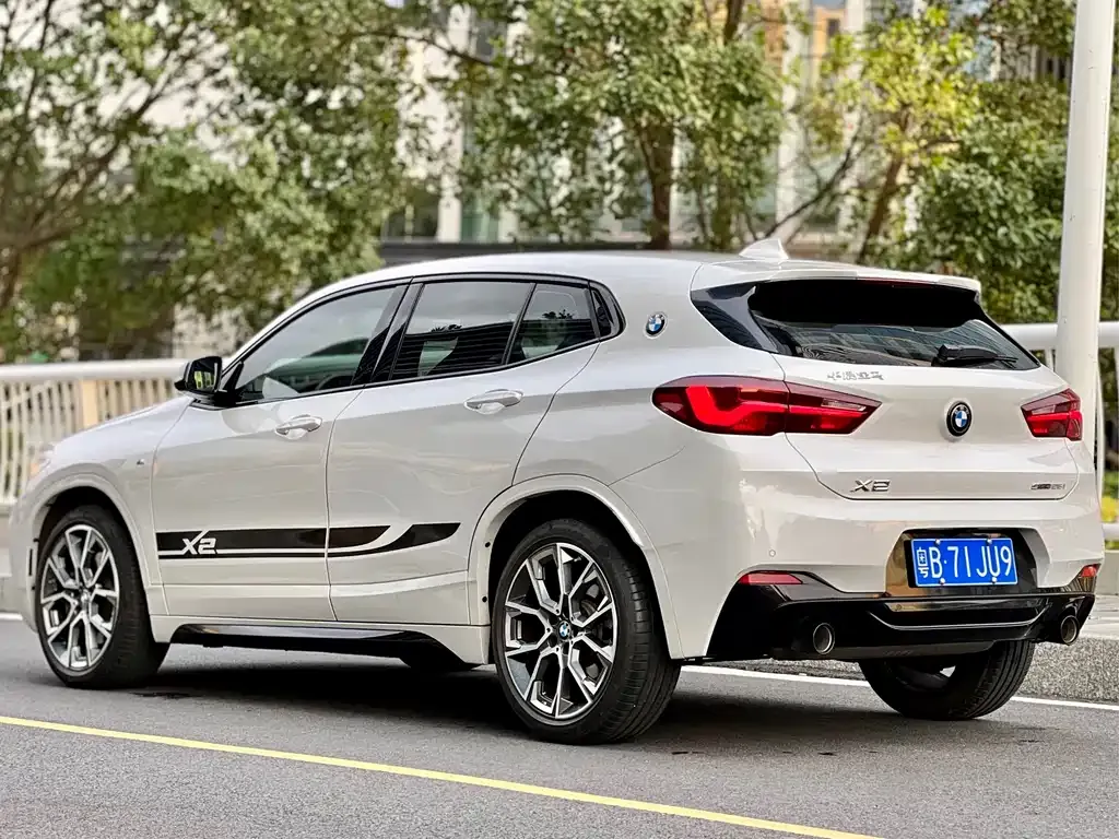 BMW X2 — фото 7