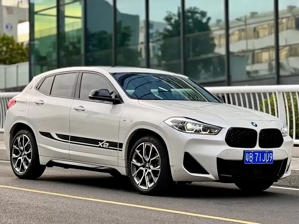 BMW X2 — фото 9