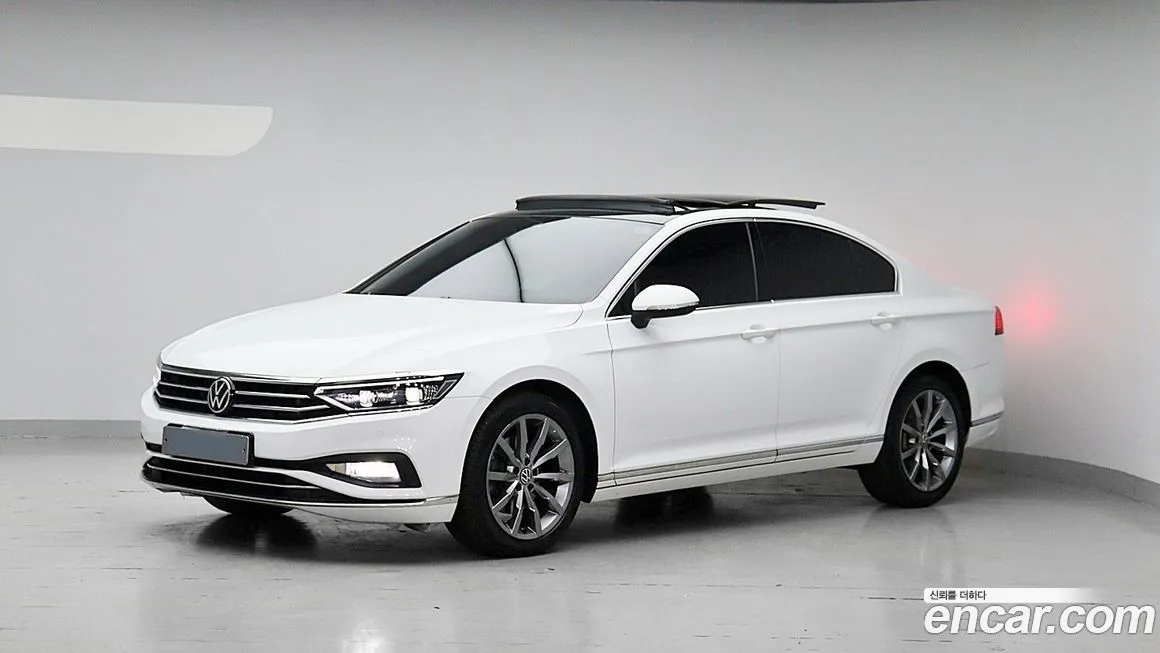Volkswagen Passat — фото 1