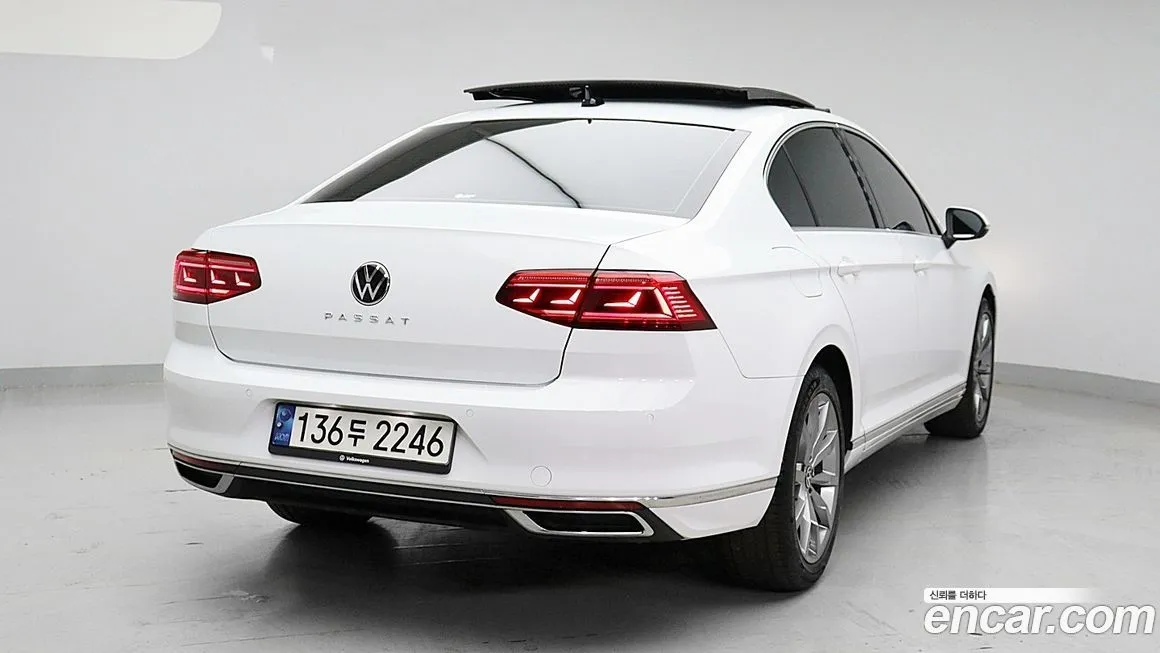 Volkswagen Passat — фото 2
