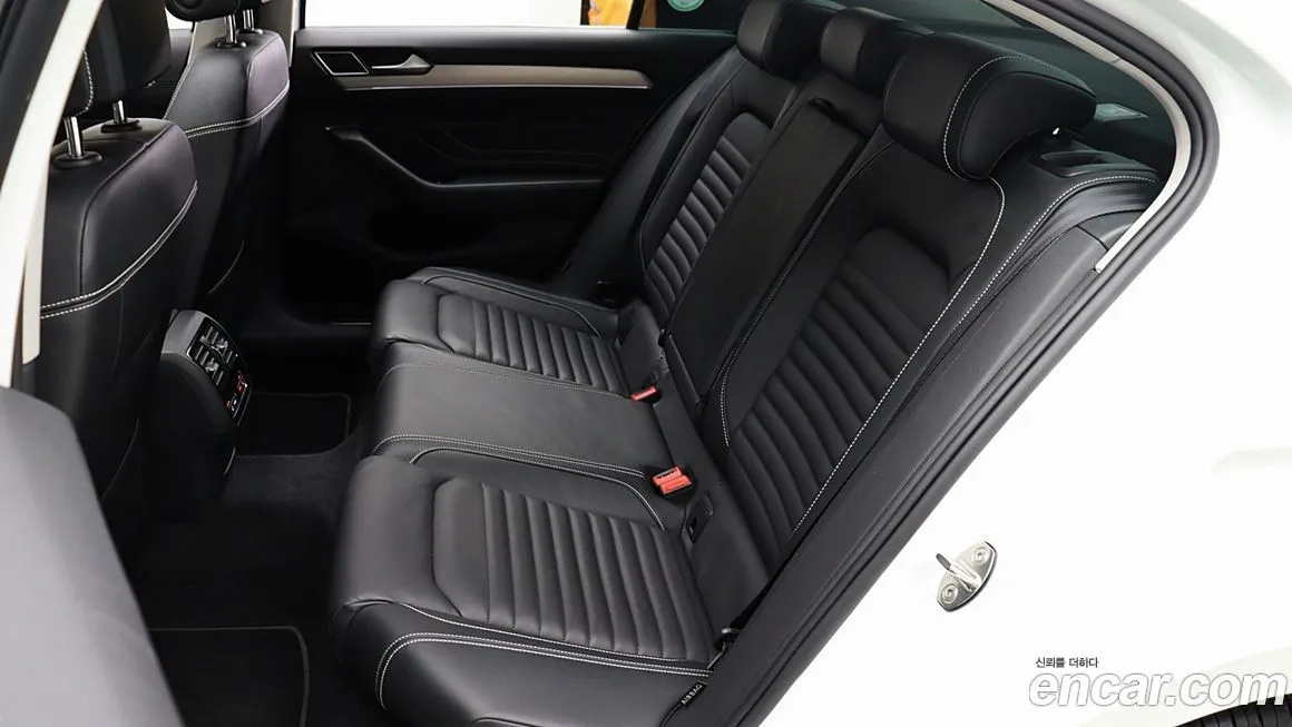 Volkswagen Passat — фото 8