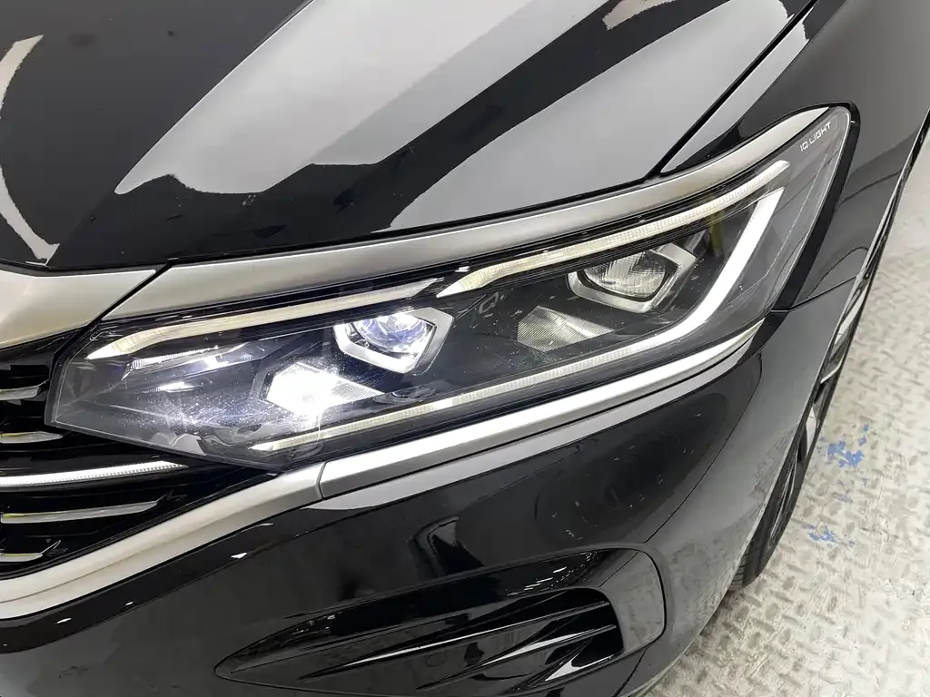 Volkswagen Passat — фото 5